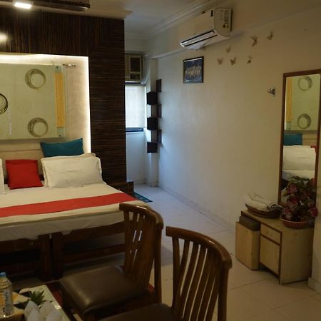 Hotel Krishna Αχμπανταμπάντ Εξωτερικό φωτογραφία