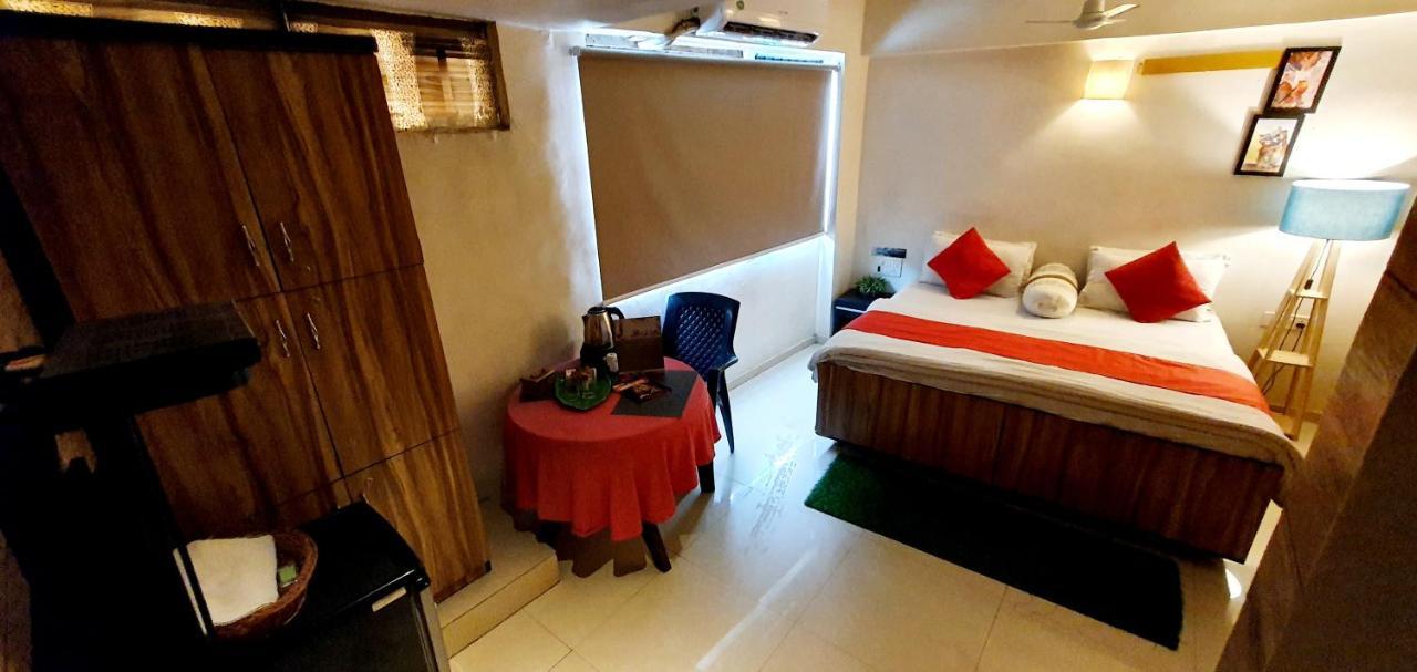 Hotel Krishna Αχμπανταμπάντ Εξωτερικό φωτογραφία